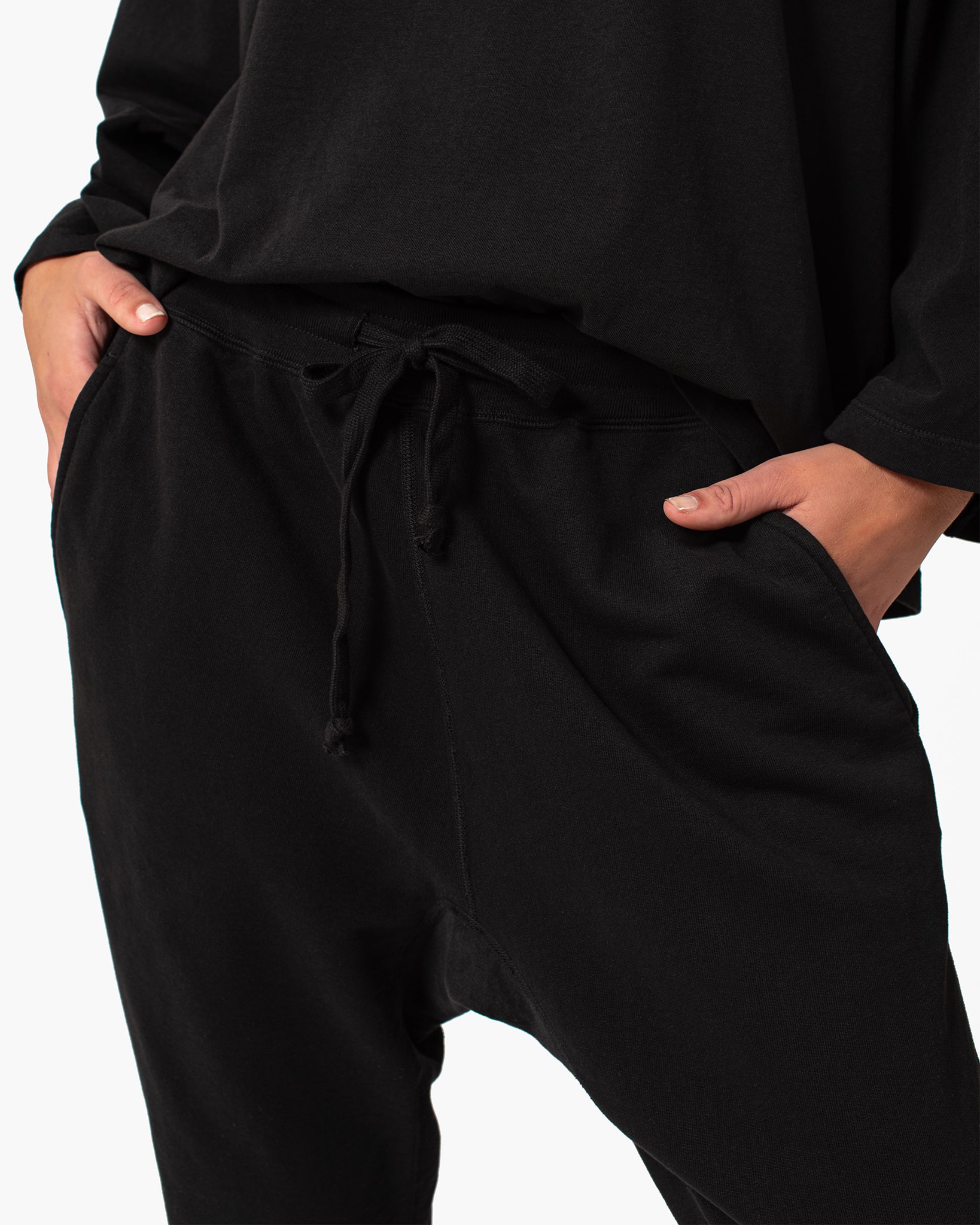 Black Women's TKEES Core Jogger | 7265130-GJ